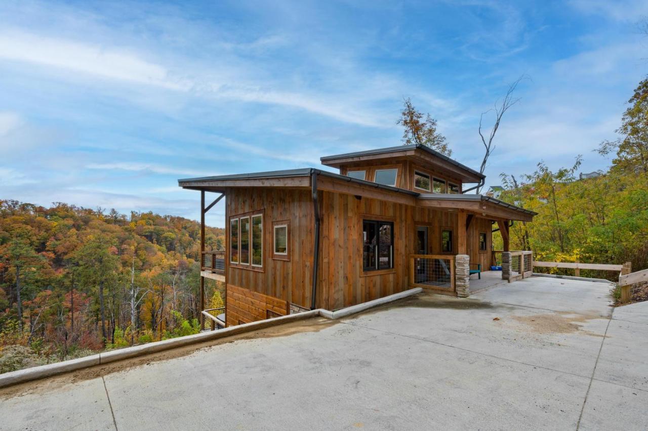 גטלינבורג The Overlook - '21 Cabin - Gorgeous Unobstructed Views - Fire Pit Table - Gamerm - Hottub - Xbox - Lots Of Bears מראה חיצוני תמונה